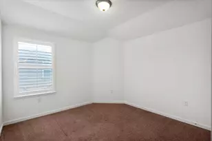 7201 Auburn Blaze Ln, Austin, TX 78744 - Photo 24