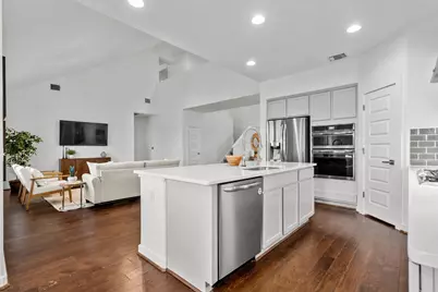 7201 Auburn Blaze Lane, Austin, TX 78744 - Photo 10