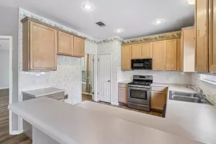 409 Keenland Dr, Georgetown, TX 78626 - Photo 10
