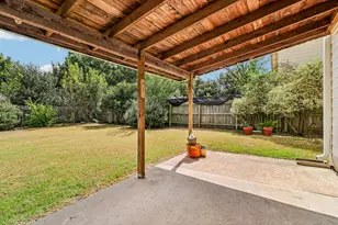 409 Keenland Dr, Georgetown, TX 78626 - Photo 20