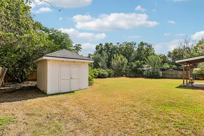 409 Keenland Drive, Georgetown, TX 78626 - Photo 24