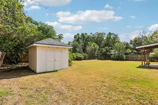 409 Keenland Dr, Georgetown, TX 78626 - Photo 24