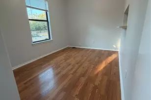 107 E Morrow St, Georgetown, TX 78626 - Photo 4