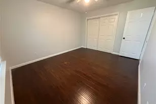 107 E Morrow St, Georgetown, TX 78626 - Photo 8