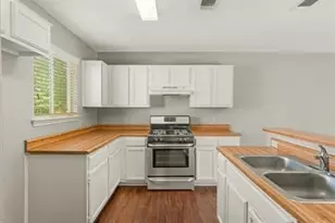 8311 Treehouse Ln, Austin, TX 78749 - Photo 2