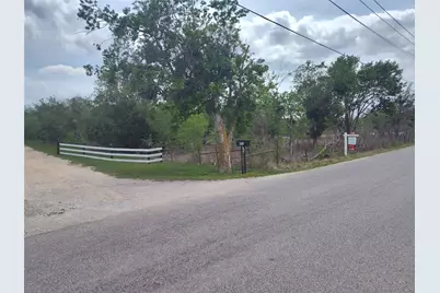 788 Williamson Road, Niederwald, TX 78640 - Photo 4