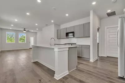 228 Bendecido Loop, Elgin, TX 78621 - Photo 4