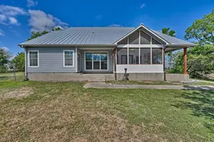 350 Owl Creek Rd, Warda, TX 78942 - Photo 18