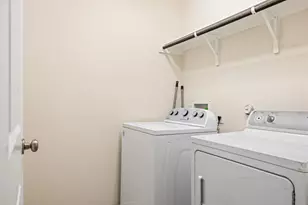 444 Druse Ln, Jarrell, TX 76537 - Photo 12