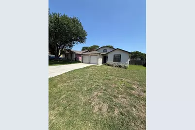 1100 E Logan Street, Round Rock, TX 78664 - Photo 1