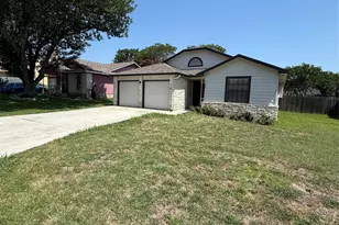 1100 E Logan St, Round Rock, TX 78664 - Photo 1