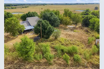 1650 County Road 421, Taylor, TX 76574 - Photo 4