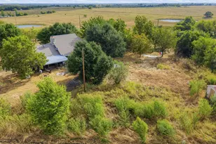 1650 Co Rd 421, Taylor, TX 76574 - Photo 4