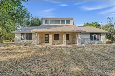 1650 County Road 421, Taylor, TX 76574 - Photo 1