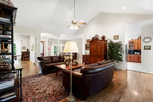 15420 Fox Run Dr, Austin, TX 78737 - Photo 8