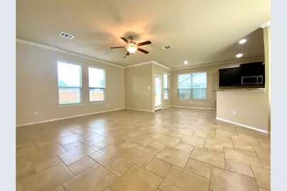 1810 Logan Trail, New Braunfels, TX 78130 - Photo 14