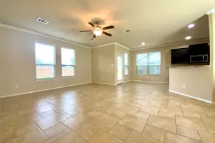 1810 Logan Trail, New Braunfels, TX 78130 - Photo 14