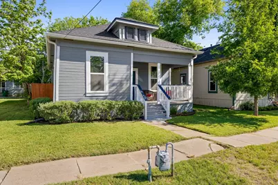314 W Third Street, Taylor, TX 76574 - Photo 2