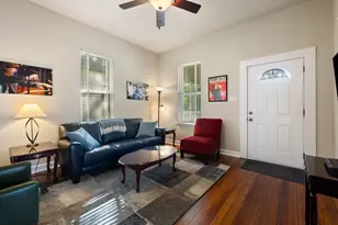 314 W 3rd St, Taylor, TX 76574 - Photo 8