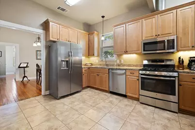 314 W Third Street, Taylor, TX 76574 - Photo 14