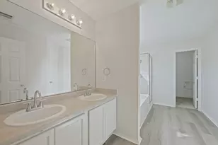 399 Paddington Dr, Kyle, TX 78640 - Photo 10