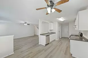 399 Paddington Dr, Kyle, TX 78640 - Photo 6