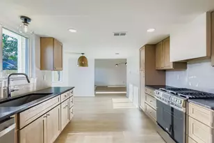 4812 Pelham Dr, Austin, TX 78727 - Photo 10