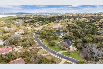 13921 Flat Top Ranch Road, Austin, TX 78732 - Photo 32
