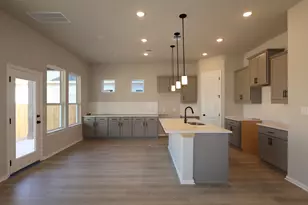 578 Darley Oak Dr, Dripping Springs, TX 78620 - Photo 6