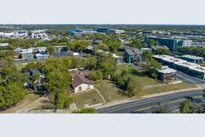 1910 Woodland Avenue, Austin, TX 78741 - Photo 24