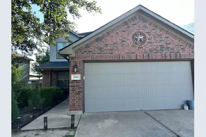 1247 Shadow Creek Boulevard, Buda, TX 78610 - Photo 1