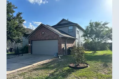 1247 Shadow Creek Boulevard, Buda, TX 78610 - Photo 2