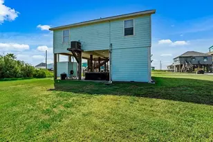 157 Verdia Dr, Crystal Beach, TX 77650 - Photo 34