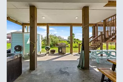 157 Verdia Drive, Crystal Beach, TX 77650 - Photo 12