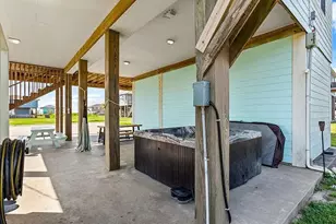 157 Verdia Dr, Crystal Beach, TX 77650 - Photo 30