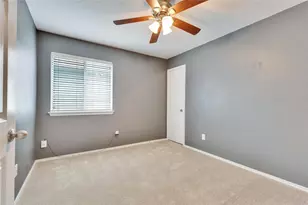 2212 Melissa Oaks Ln, Austin, TX 78744 - Photo 22