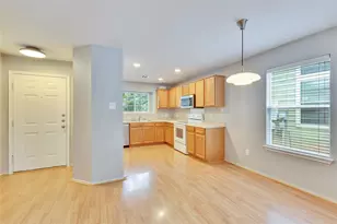 2212 Melissa Oaks Ln, Austin, TX 78744 - Photo 10