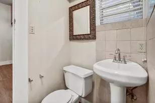 704 Franklin Blvd, Austin, TX 78751 - Photo 18