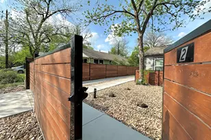 914 E 39th St, Austin, TX 78751 - Photo 2