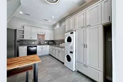914 E 39th Street #2, Austin, TX 78751 - Photo 6