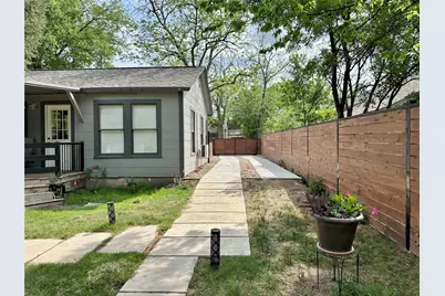 914 E 39th Street #2, Austin, TX 78751 - Photo 30