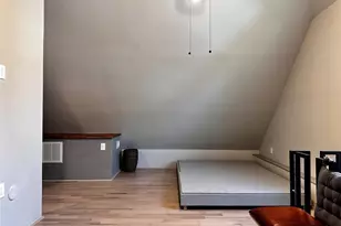 914 E 39th St, Austin, TX 78751 - Photo 18