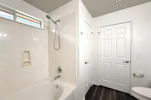 5216 English Glade Dr, Austin, TX 78724 - Photo 14