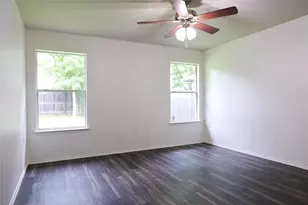 5216 English Glade Dr, Austin, TX 78724 - Photo 12