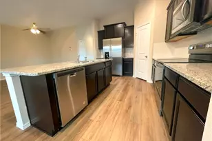 192 Beth Ann Loop, Taylor, TX 76574 - Photo 2