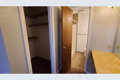13112 Lamplight Village Avenue, Austin, TX 78727 - Photo 14