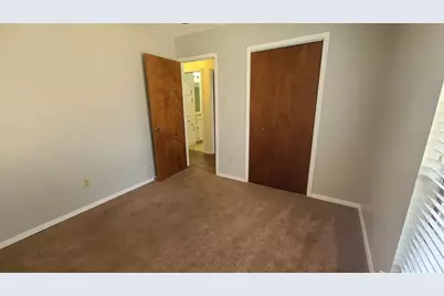 13112 Lamplight Village Avenue, Austin, TX 78727 - Photo 20