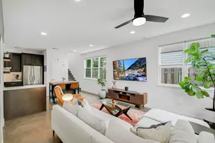 2414 E Martin Luther King Jr Blvd, Austin, TX 78702 - Photo 14