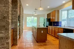 10813 Redmond Rd, Austin, TX 78739 - Photo 6