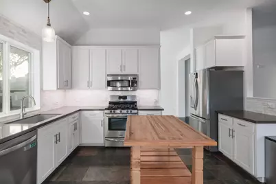 6901 Breezy Pass, Austin, TX 78749 - Photo 10